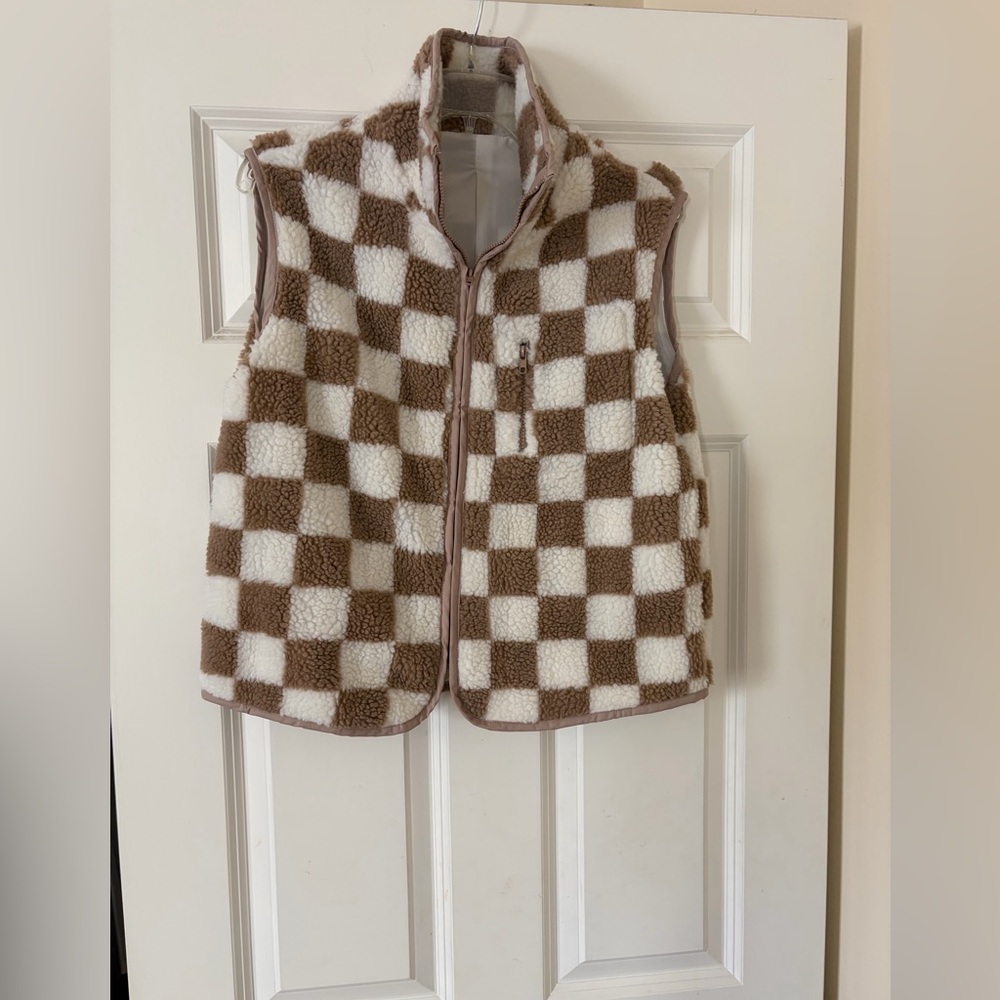 Cute fleece checkerboard  Vest - Brown & cream